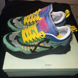 Sz 10 Off white Odsy-1000